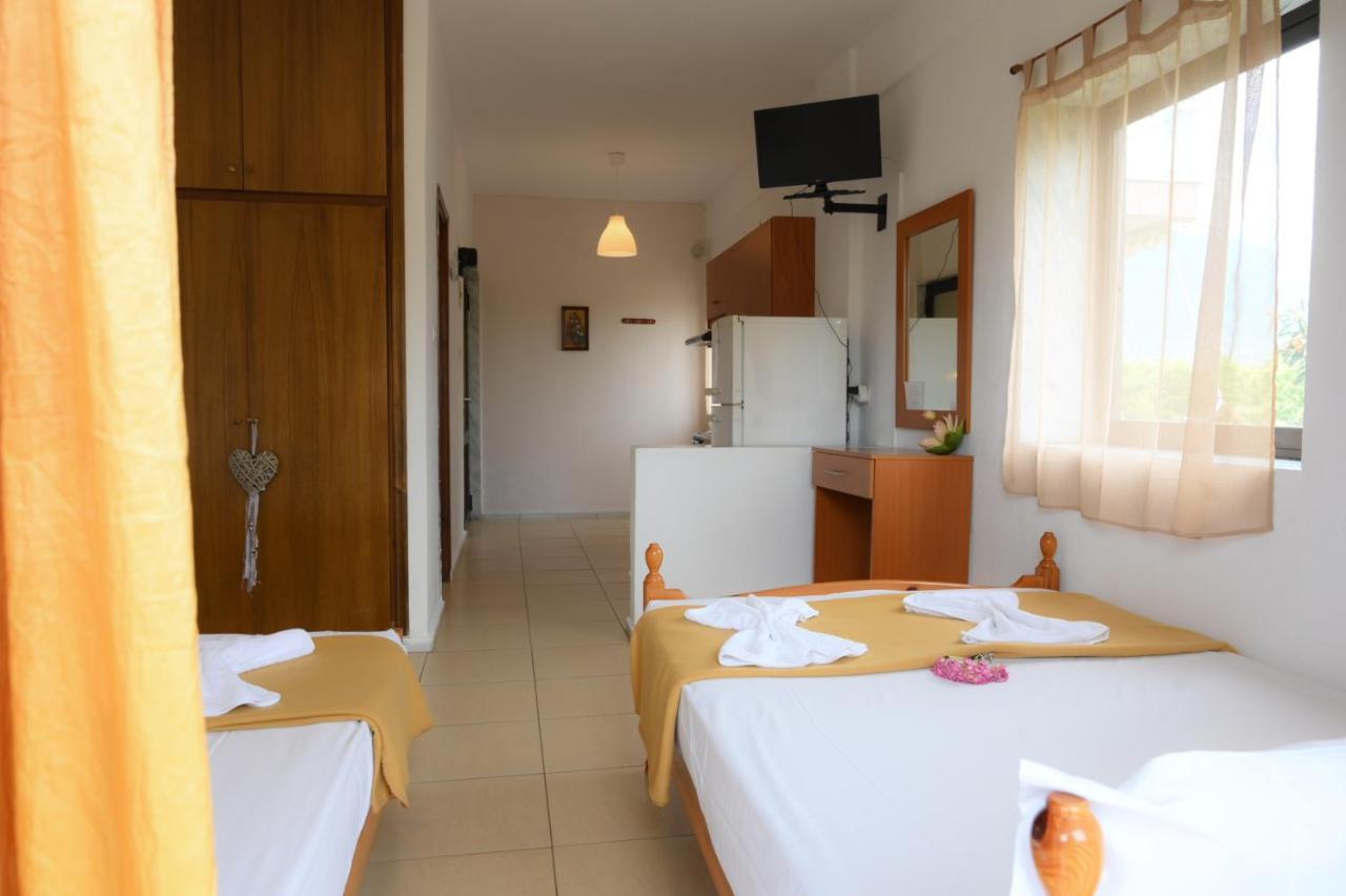 Hotel Geromichalos Paralia Skotinis Ngoại thất bức ảnh