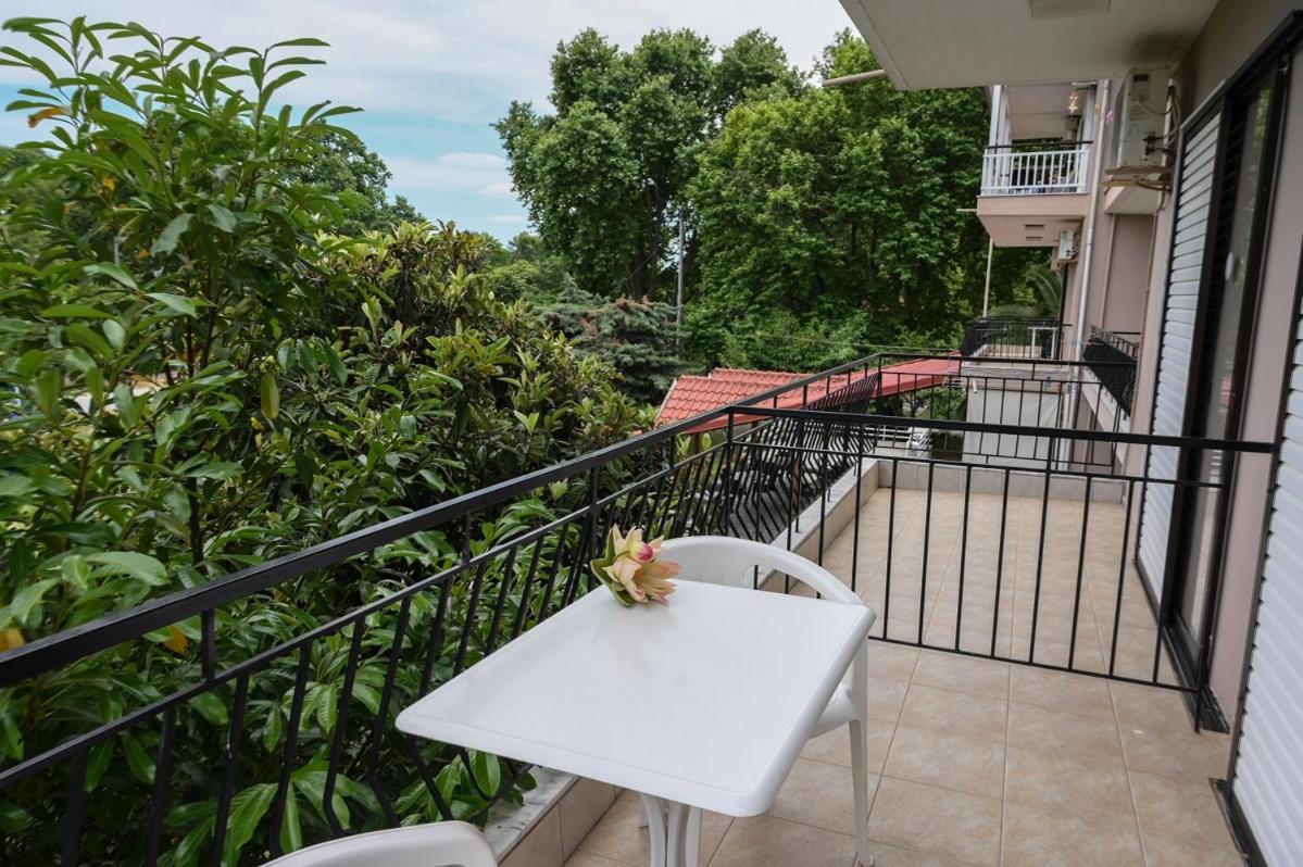Hotel Geromichalos Paralia Skotinis Ngoại thất bức ảnh