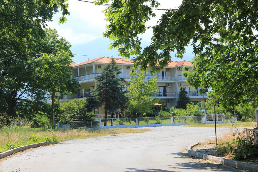 Hotel Geromichalos Paralia Skotinis Ngoại thất bức ảnh